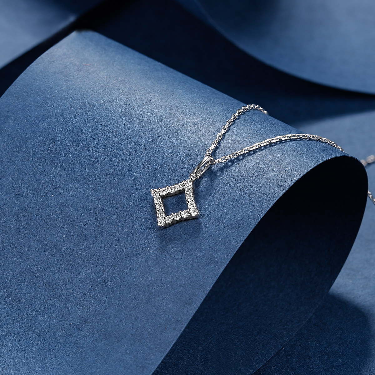 Rio Diamonds Sun Woo Diamond Necklace 18K White Gold · v4
