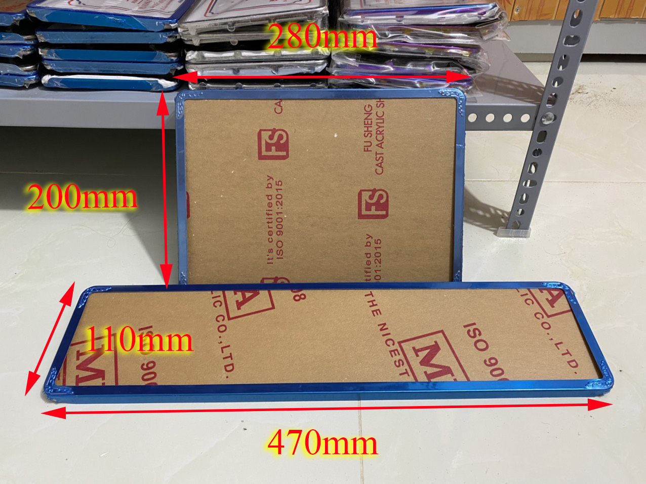 Khung Biển Số Ô Tô - Mẫu kích thước cũ - Viền INOX cao cấp Kiểu dẹp - Tặng Bulong, ốc vít
