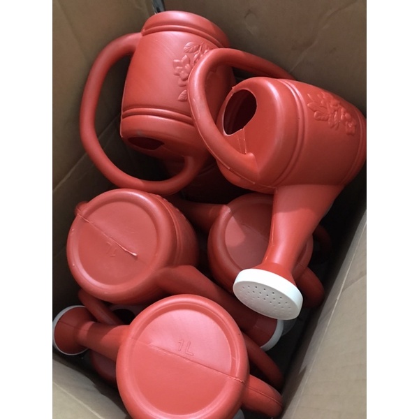 Bình tưới cây hoa. rau , cây 1l ,2l, 3l