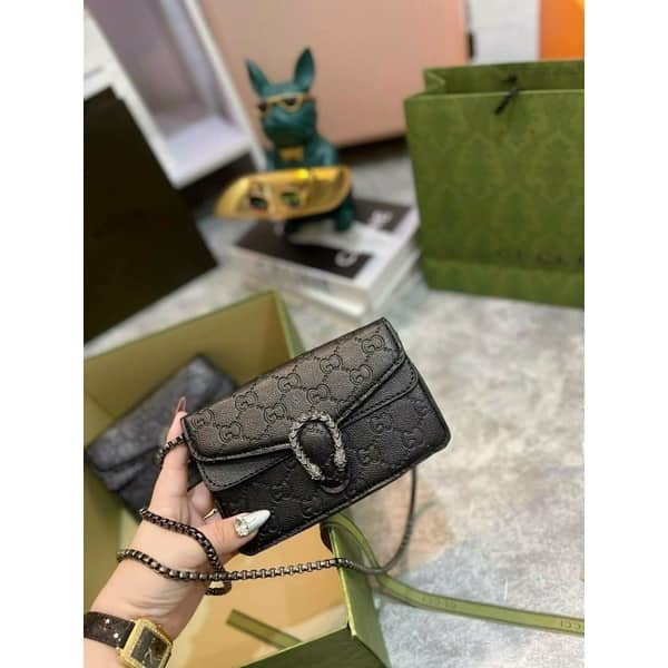 Túi xách đeo chéo gucci đầu rồng