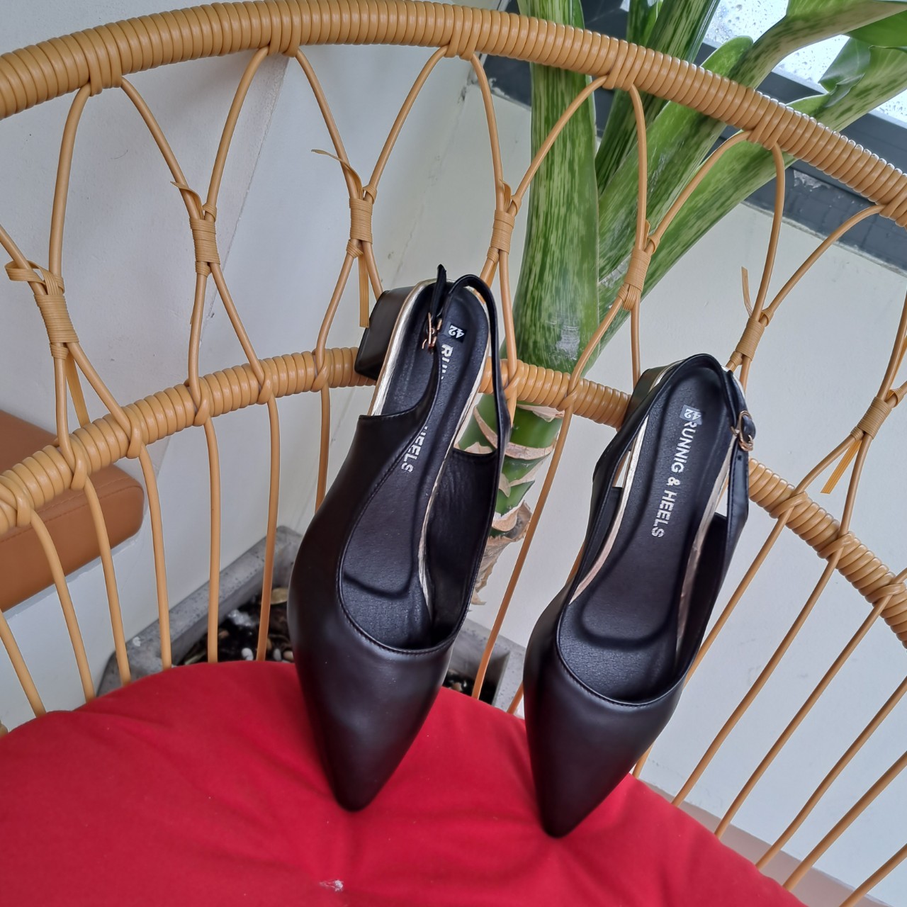 Giày xăng đan cao gót nữ size 41 gót vuông 3 phân giày cao gót bigsize size to 41 42 43