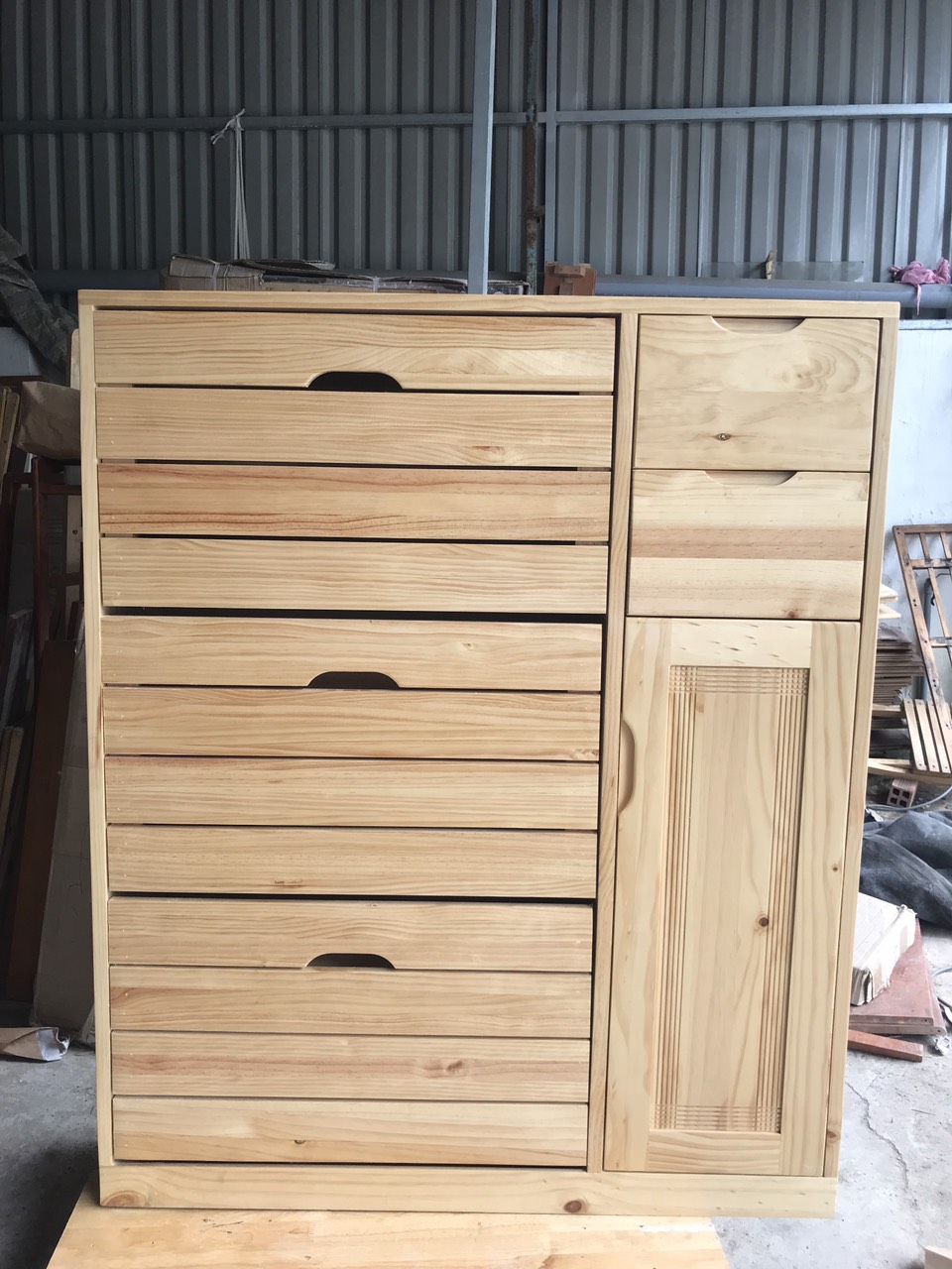 tủ giày thông minh bằng gỗ cao su tự nhiên