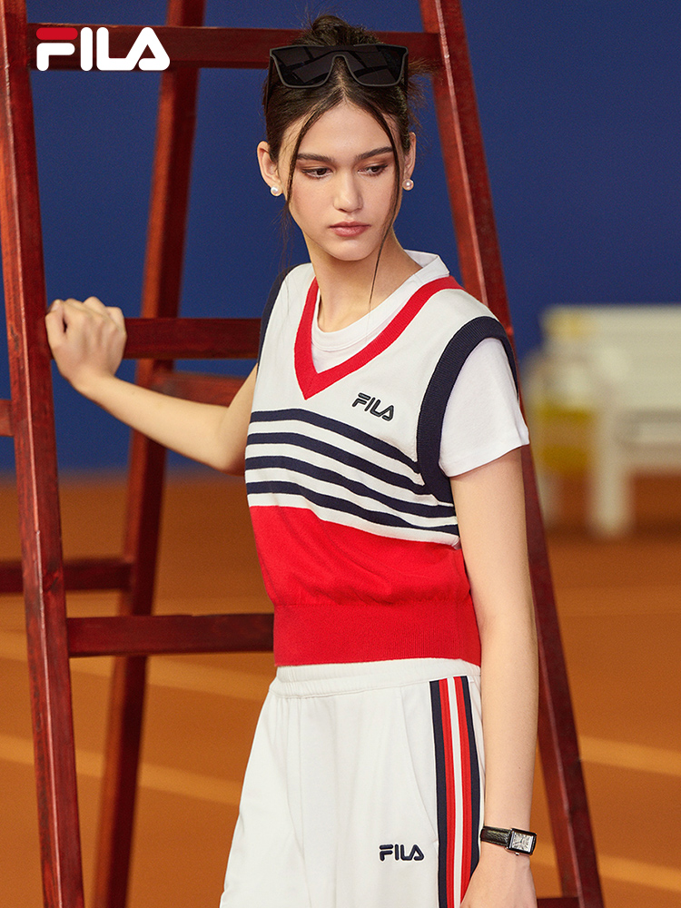 [NEW COLOR!] FILA CORE LIFESTYLE ORIGINALE FRENCH TENNIS CLUB Women Short Sleeve T-shirt + Sleeveless Knit Vest Set (Red / Blue)