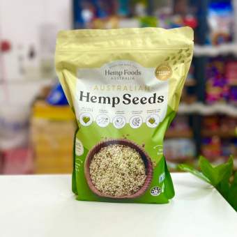 Hạt gai dầu Australian Hemp Seeds từ thương hiệu Hemp Foods Byron Bay túi zip 800GR