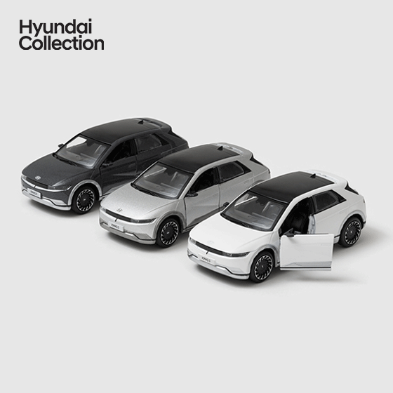 1/36 Hyundai Elantra Diecast Metal Alloy Toy Car - Miniature