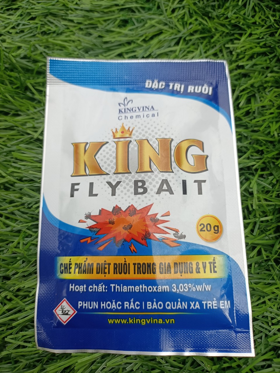 Bột phun hoặc rắc diệt ruồi King Fly Bait 20gr