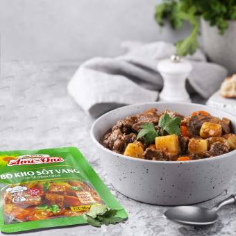 Gói sốt bò kho đậm đà thơm ngon tiện lợi chuẩn vị nhà hàng. Gói sốt gia vị nấu bò kho sốt vang đặc biệt ami one gói 90g.