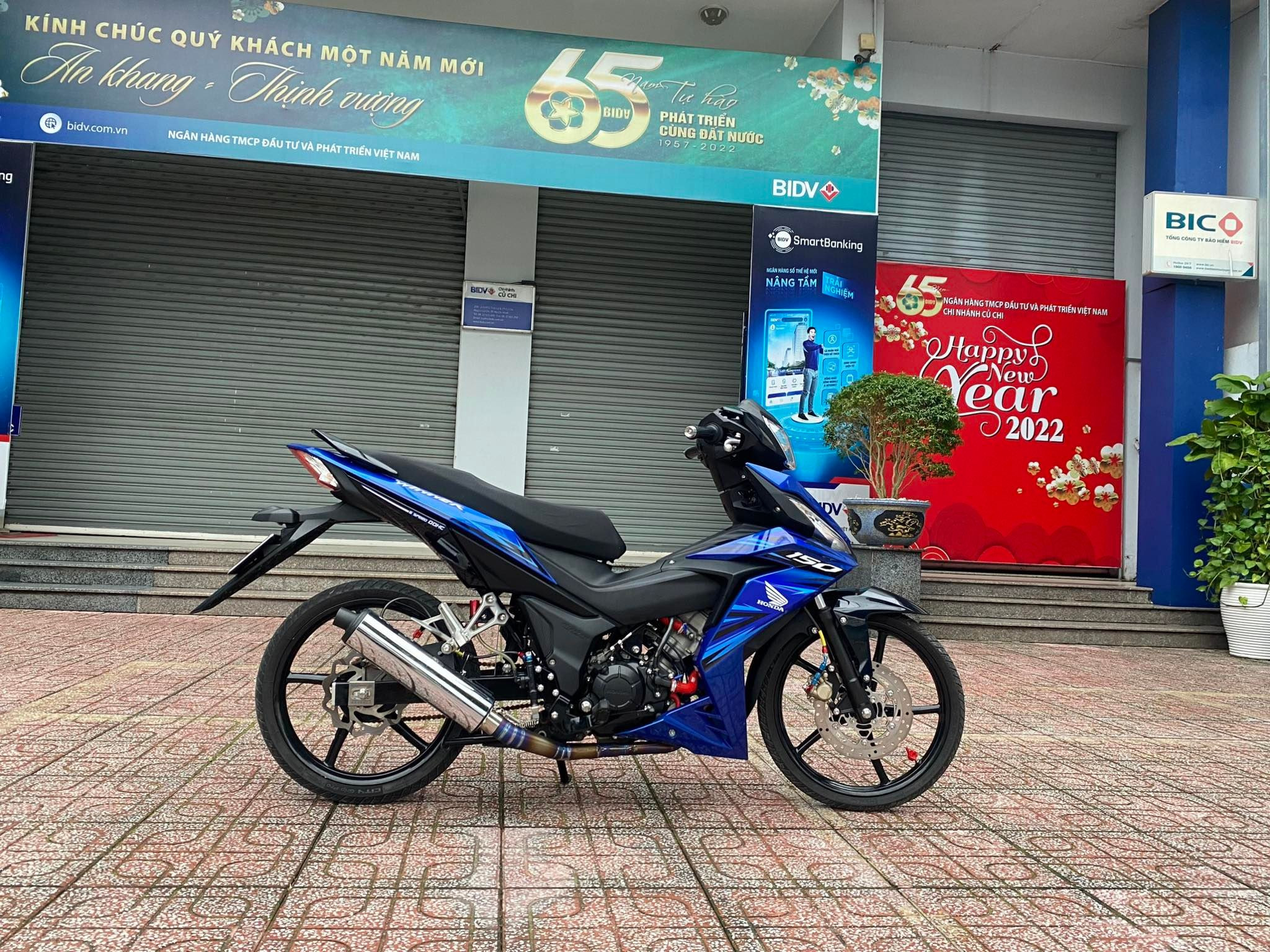 Tem Rời Winner mẫu zin 2017 màu xanh đen trắng