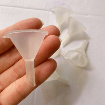 Phễu mini chiết tinh dầu Dụng cụ hỗ trợ cho việc sang chiết tinh dầu serum hạn chế thất thoát tiêu hao khi sang chiết các chai có dung tích nhỏ
