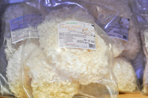 Nấm tuyết khô - ảnh thật - Hàng chuẩn - 100gr
