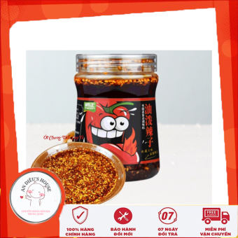 Ớt chưng dầu Trùng Khánh vị Cay vừa chai màu đỏ 230g