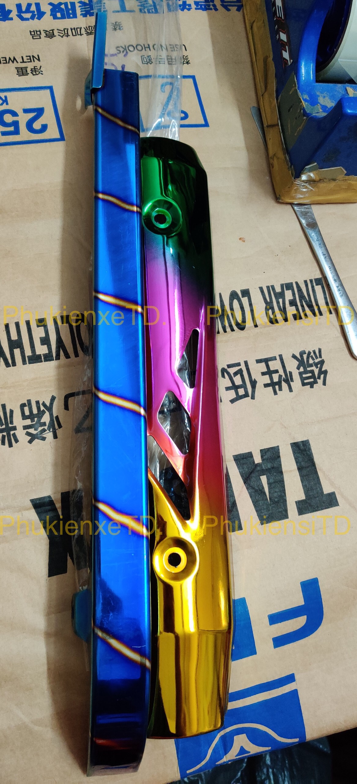 Ốp pô Titan ,ốp Cate titan lắp Sirius