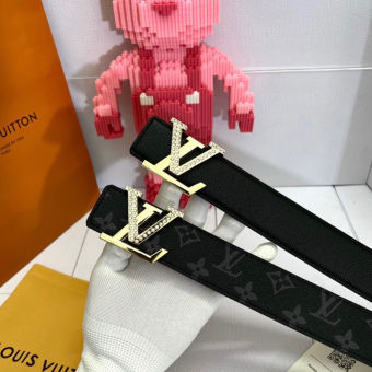 Thắt lưng da nam Eo Vì da PU in hoạ tiết vân monogram mặt đúc logo chữ đính đá viền siêu sang TL10P