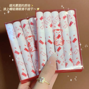 5 Cây Son Lì Cái/hộp Son Dưỡng Ẩm Bộ Son Kem Lì Son Bùn Học Sinh Màu Trắng Nhung Mờ