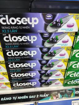 combo 2 cây kem đánh răng Closeup 230g acai berry