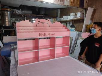 Kệ sách cho bé hai tầng ngăn chứa đồ hình gấu hai màu hồng và xanh siêu cute kích thước 65x100x25cm (cao x ngang x sâu)