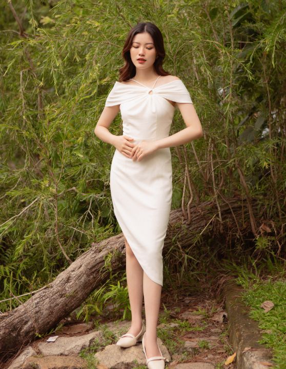 Vella fashion - đầm nữ bẹt vai cổ cách điệu vd22012