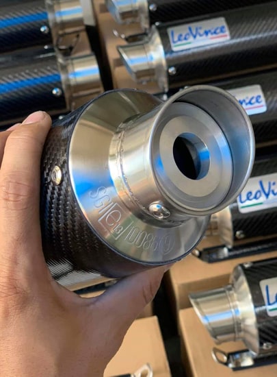 Lon pô leovince cacbon thật.hàng loại 1 tặng kèm tiêu tiện cnc.