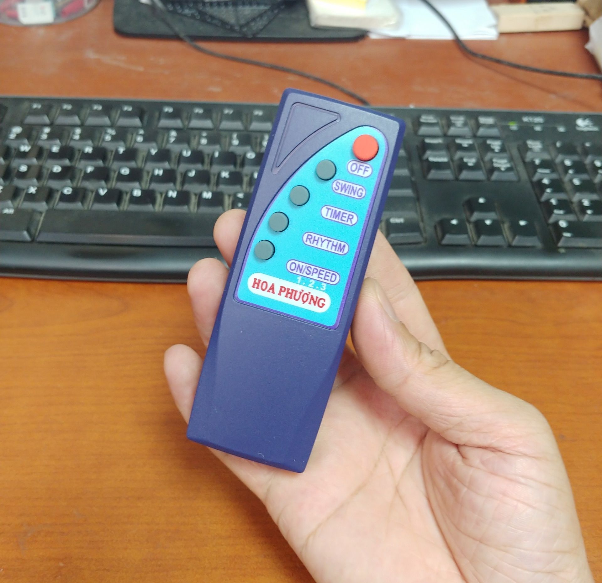 Điều khiển quạt hoa phượng