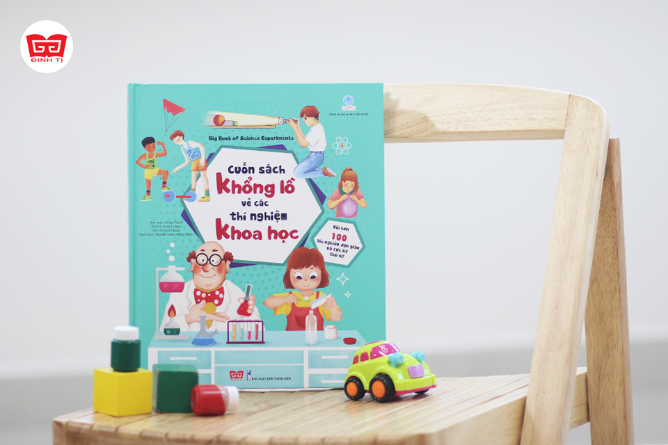 Sách - Cuốn sách khổng lồ về các thí nghiệm khoa học