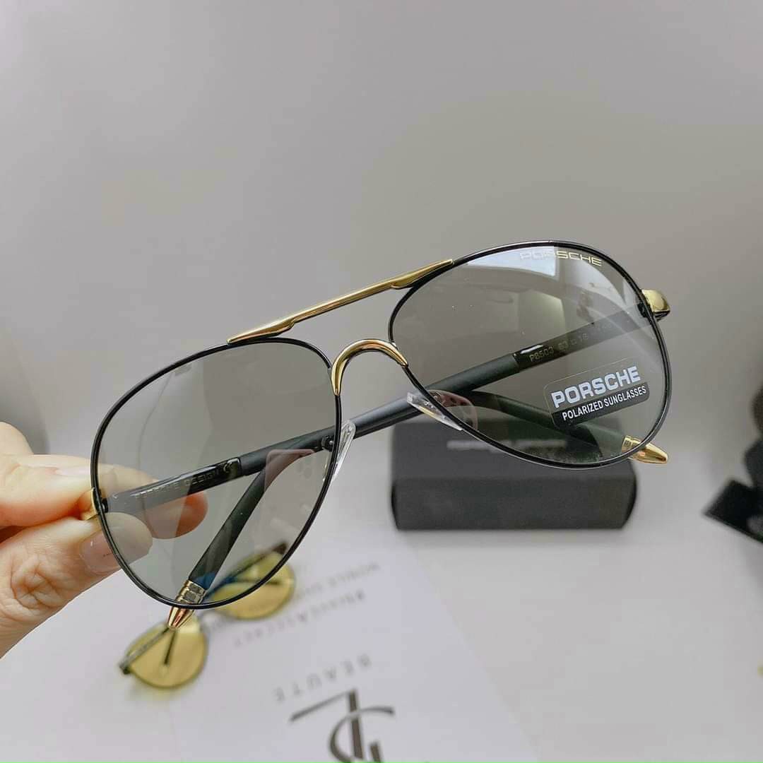 Kính mát đổi màu Porsche Design