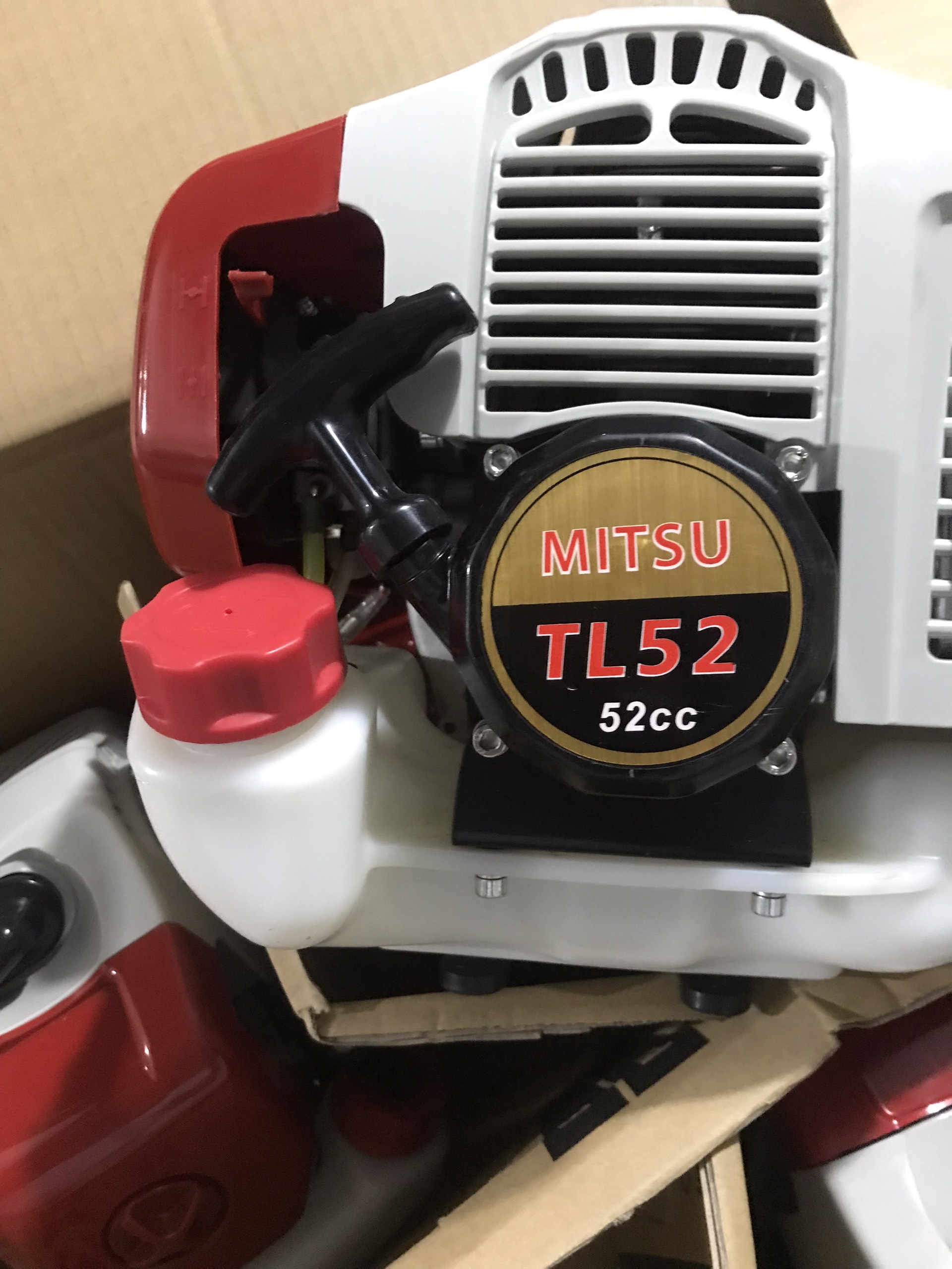 Động cơ máy cắt cỏ MITSU TL 520. NÒNG 44LY. TẶNG KÈM BUGI