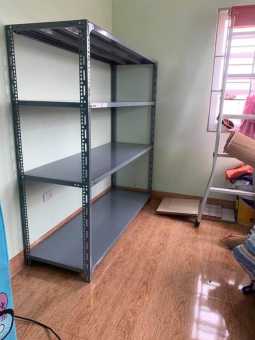 Kệ sắt v lỗ 4 tầng: Cao 1m5 x dài 1m2 x rộng 30cm x 4 tầng