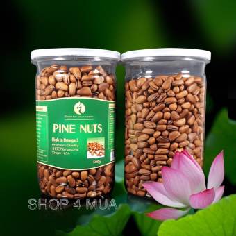 Hạt thông Mỹ. Hạt thông (pine nuts) nhập khẩu. hạt thông Mỹ đã sấy chín. Hạt thông loại 1. hạt thông Pine Nuts. Hạt thông Mỹ còn vỏ vị tự nhiên.