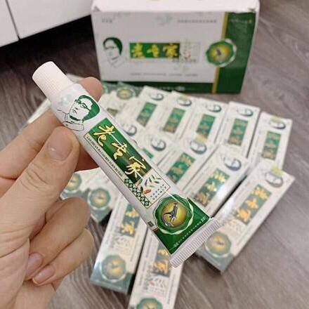 2 tuýp Kem Bôi Nấm Ngứa tuyp xanh lá
