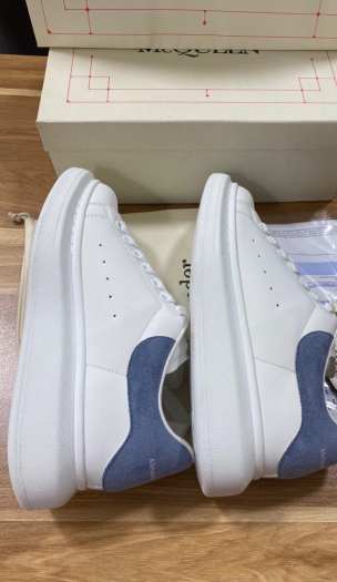 Giầy mcqueen gót xanh