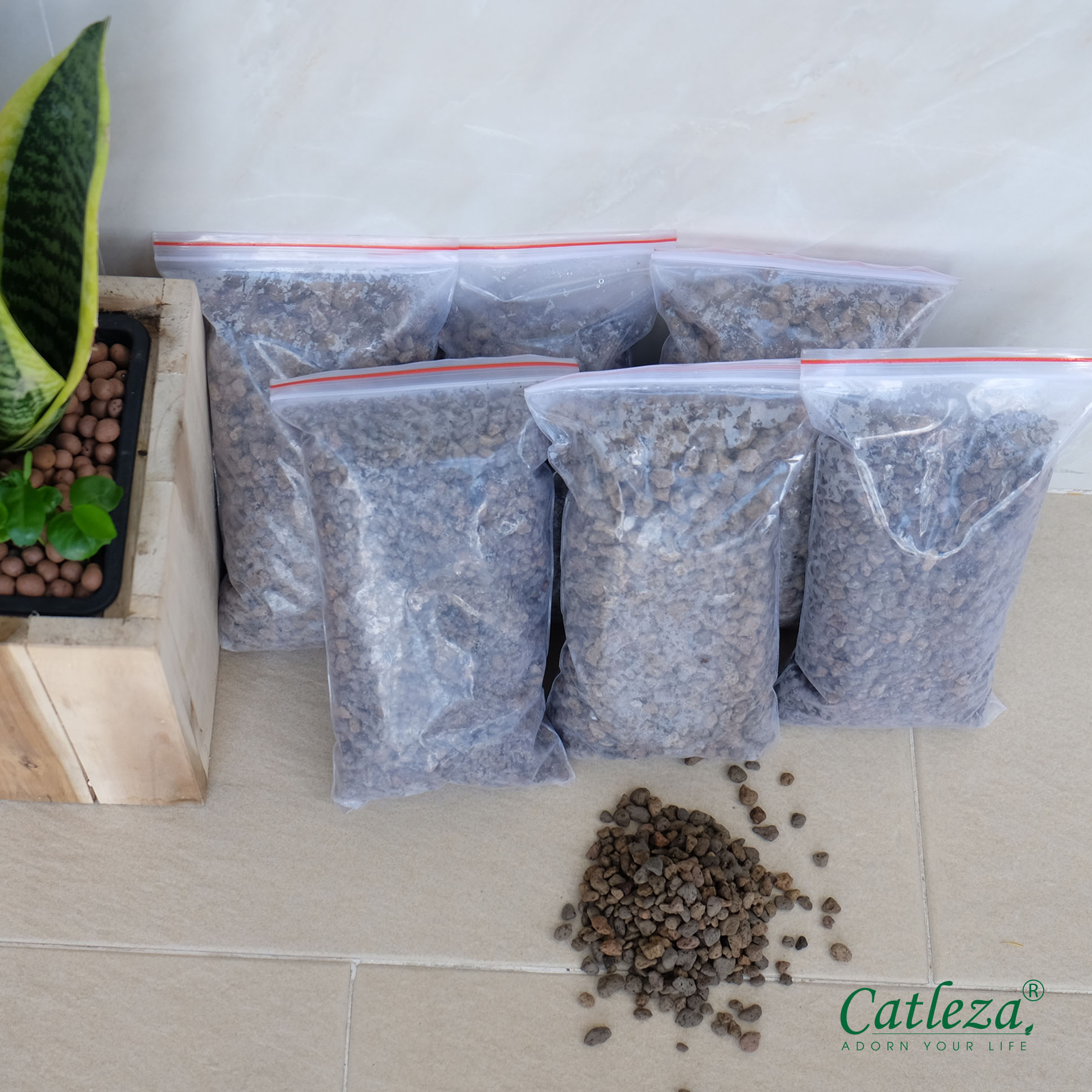 Đá bọt núi lửa pumice stone trộn đất trồng cây - túi 1 lít