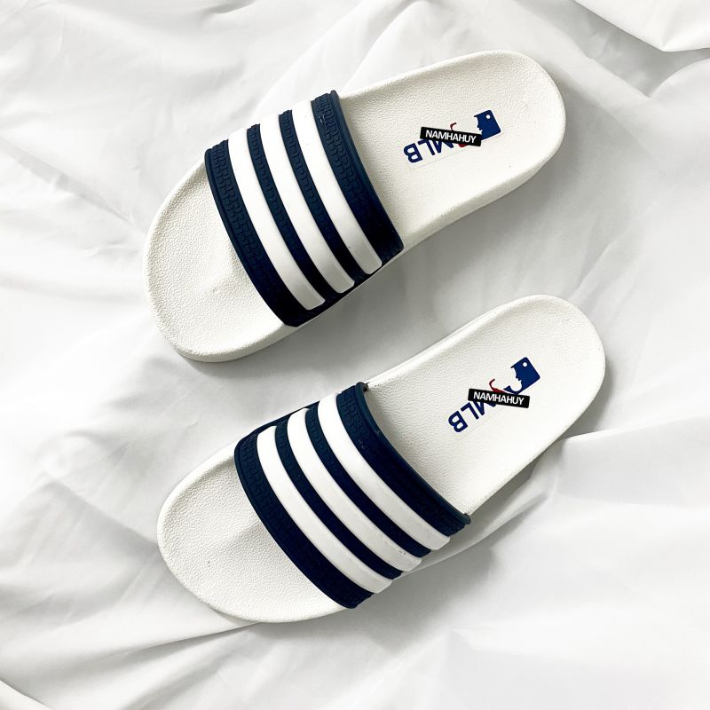 DÉP QUAI NGANG NAM THỜI TRANG 3 SỌC ĐẾ TRẮNG ĐẲNG CẤP. KIỂU DÁNG THỜI TRANG HOTTREND 2022