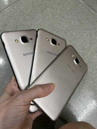 Điện thoại Samsung GALAXY J7 PRO (J730) 2sim Ram 3G/32G Pin - Main Image
