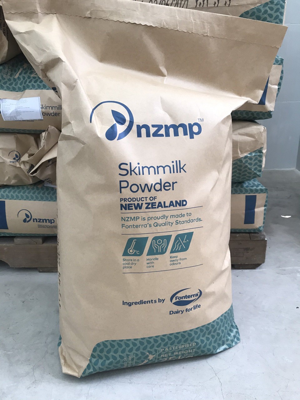 2 KG SỮA BỘT GẦY SKIM MILK POWDER NEWZEALAND (Sữa bột tách kem - tách béo)