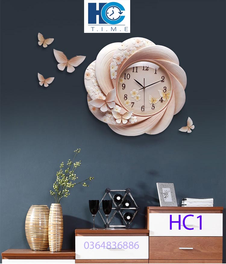Đồng hồ treo tường trang trí cao cấp HC1 Hoa Hồng & Bướm xinh Hồng Phấn kích thước 55 x 55 cm