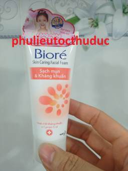 50gram sữa rửa mặt Biore'