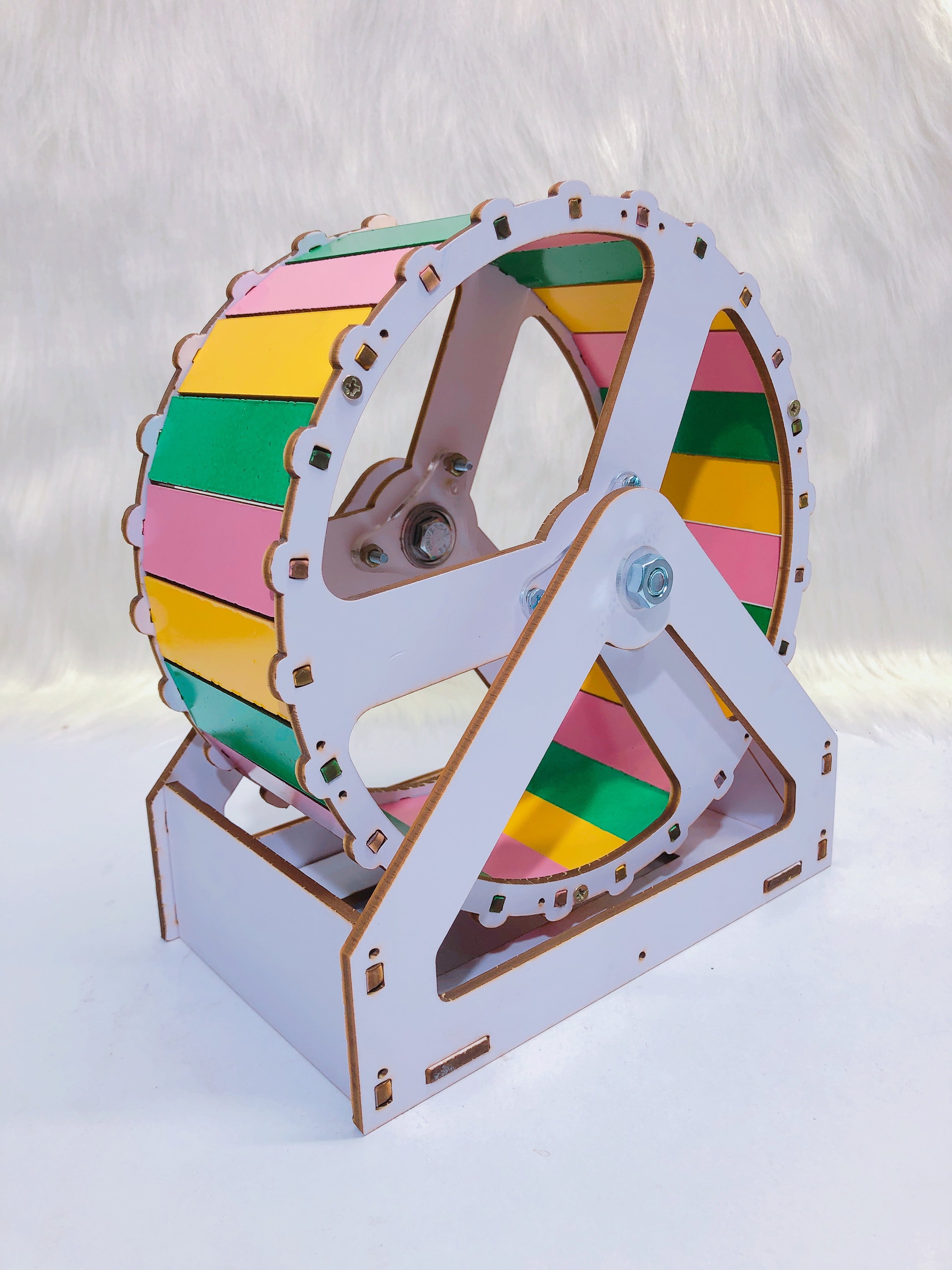 Wheel Zoog gỗ ép cho hamster, 21cm kèm đế đôi siêu cute