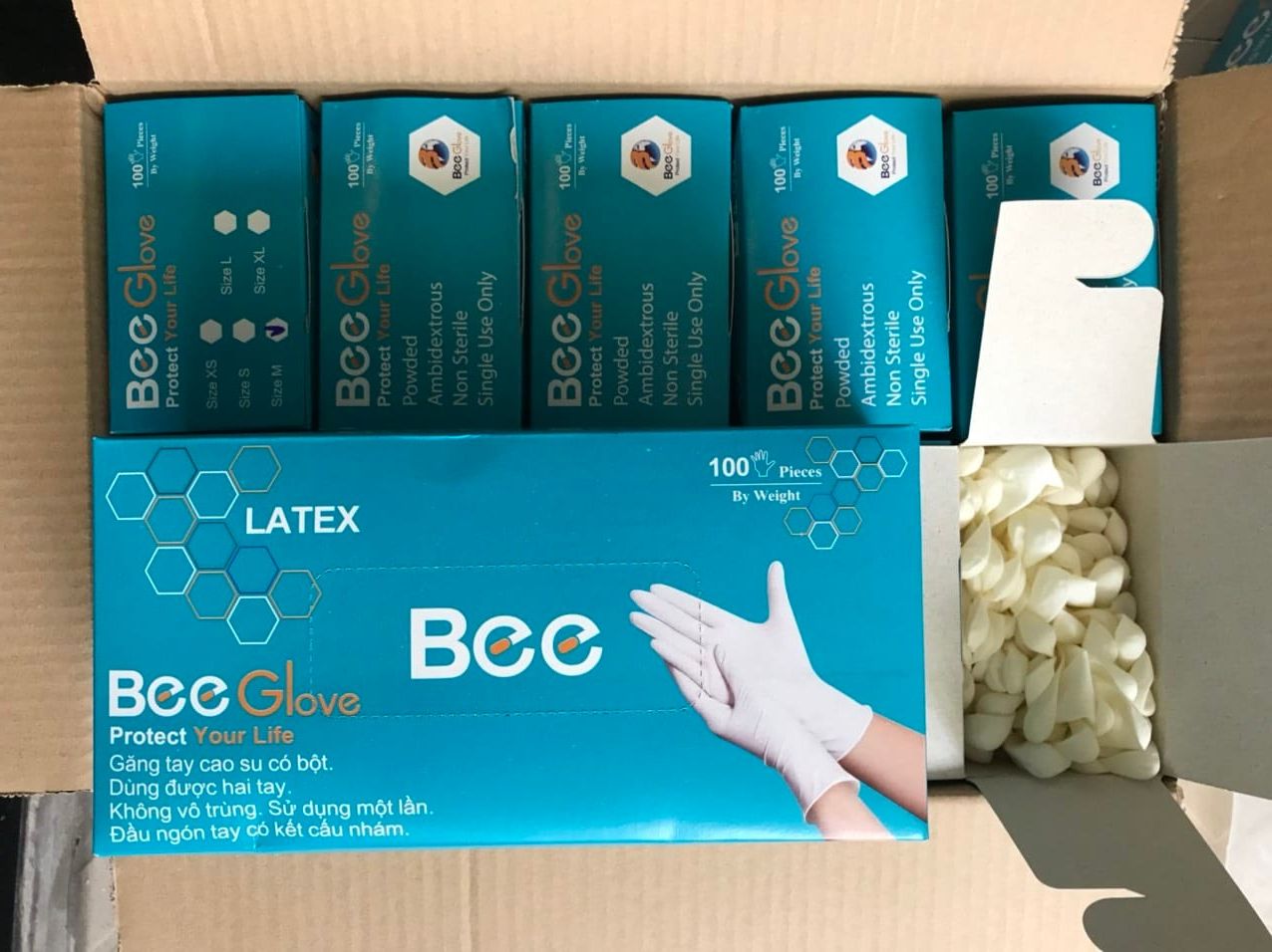 Hộp 50 đôi (100 chiếc) Găng tay cao su y tế Bee Glove Latex , có bột chính hãng Có Bột Màu Kem 6.0gr - Size S,M,L