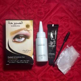 Thuốc nhuộm phủ đen lông mi