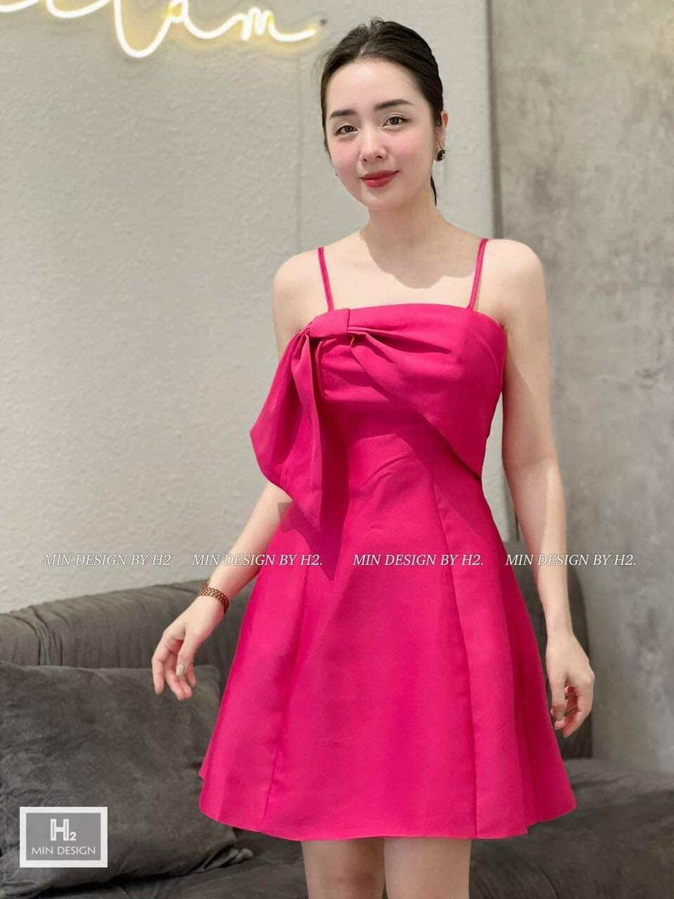 Đầm váy thời trang nữ 2 dây cột nơ chéo ngực xinh xắn điệu đà