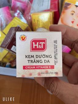 Kem Dưỡng Trắng Da Vitamin E H&T