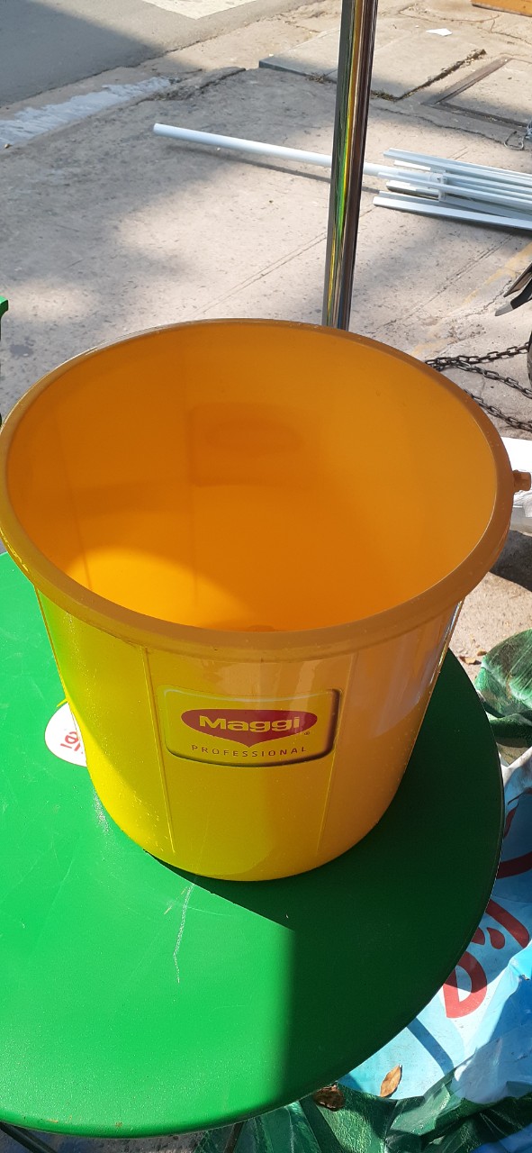 Xô nước không nắp 20 lít Vĩ Hưng