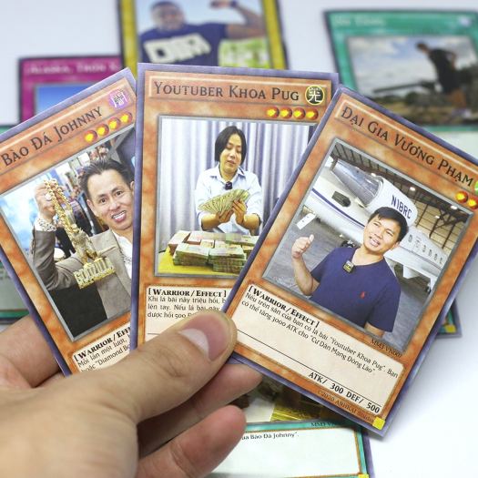 ⊙ Bài Yugioh Chế Meme ❤️FREESHIP❤️ Đại chiến Khoa Pug x Johnny Đặng kèm Box Vol12