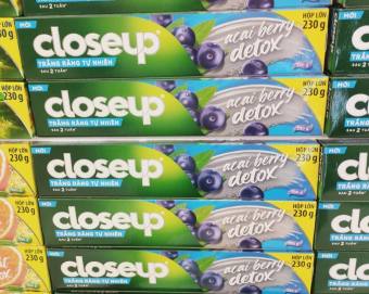 combo 3 cây kem đánh răng Closeup 230g acai berry