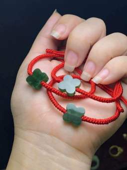 Vòng đeo tay, lắc tay phong thủy cỏ 4 đá ngọc bích tết dây vải