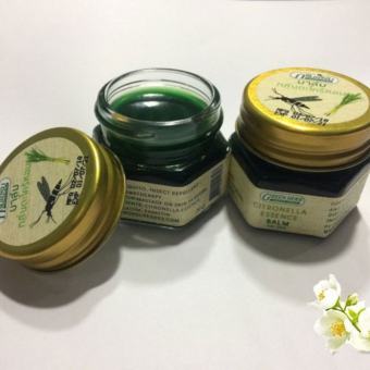 Cao Thoa Muỗi Đốt Green Herb Balm Chống Muỗi & Côn Trùng Đốt (Sả & Thảo Dược) - Thái Lan