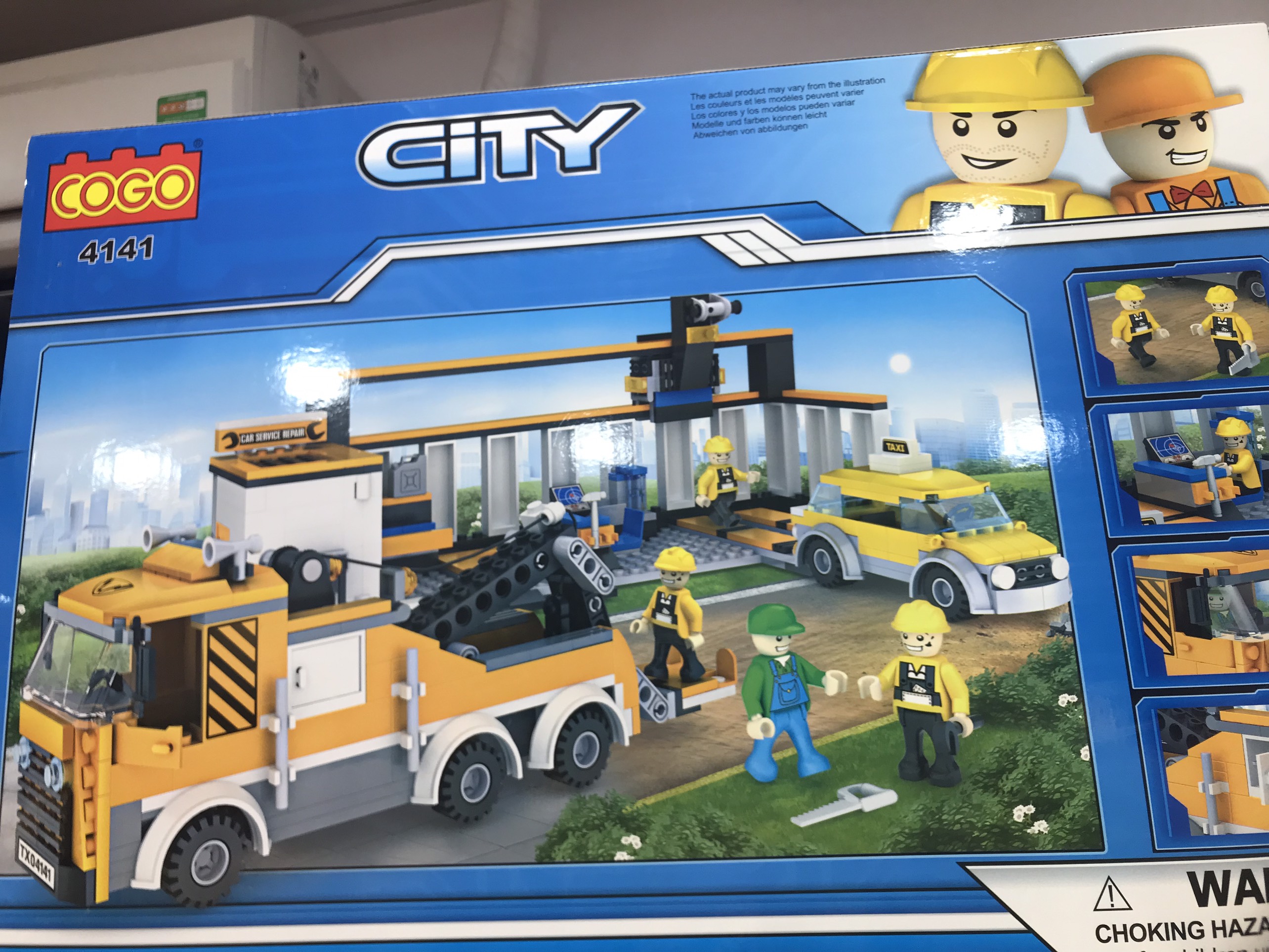 Lego Lắp Ráp Mô Hình Xe Cứu Hộ Thành Phố