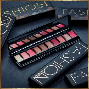 Bảng phấn mắt 10 màu Fashion Color Geometry cực xinh