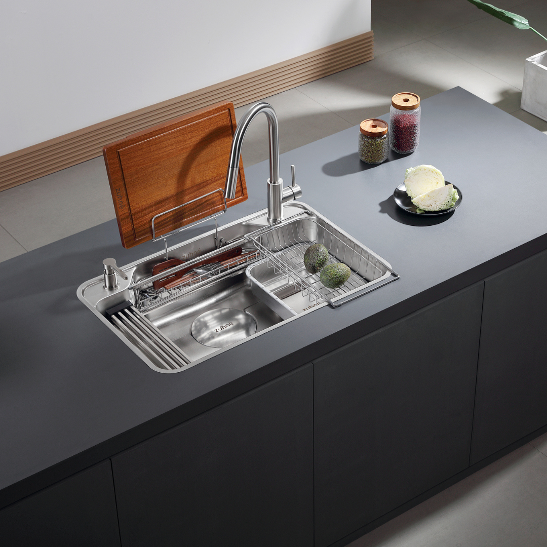 Zuhne Nio Pull Down Kitchen Sink Faucet Mixer, Solid Stainless