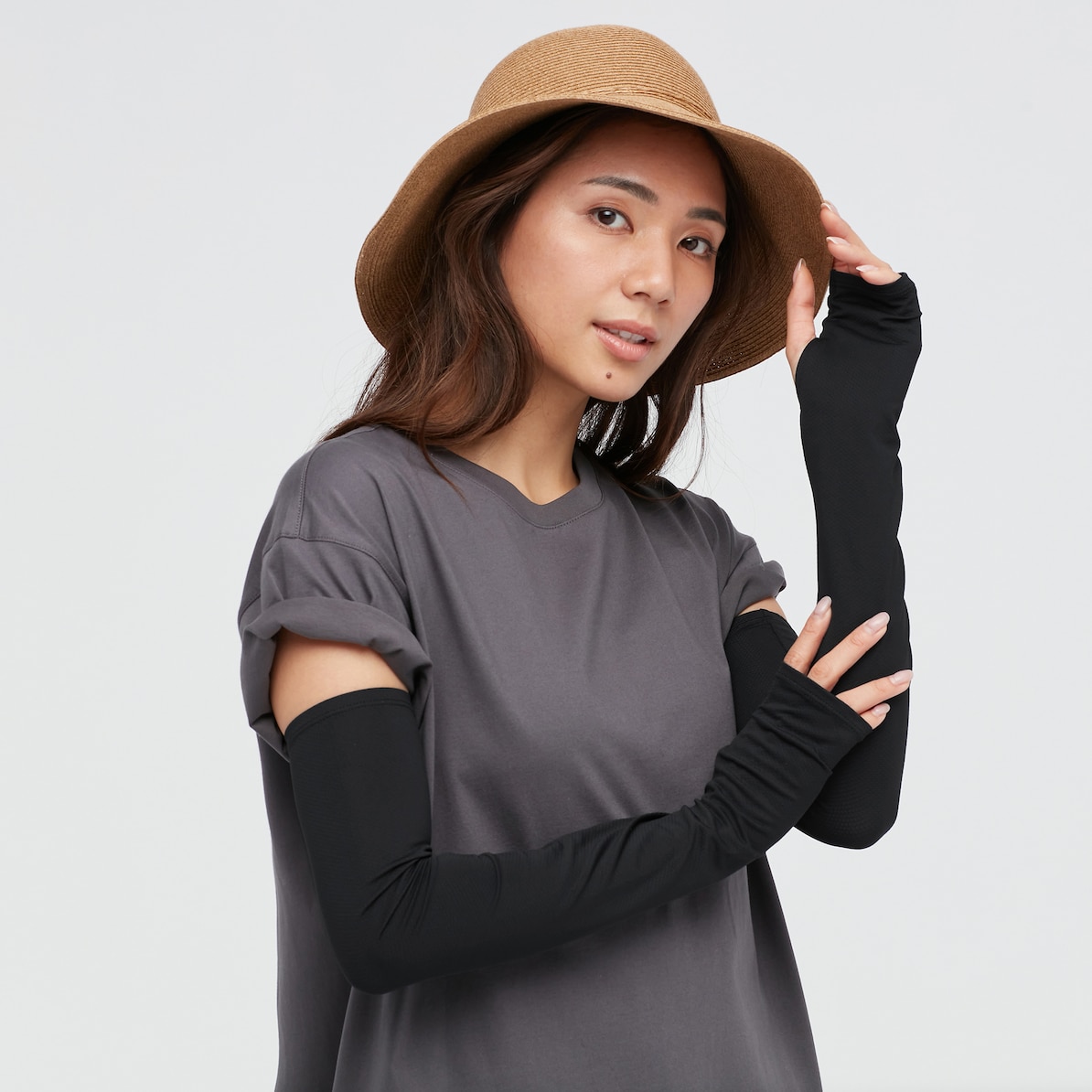 Gang tay đi nắng xỏ ngón chất thun lạnh vải lưới Airism